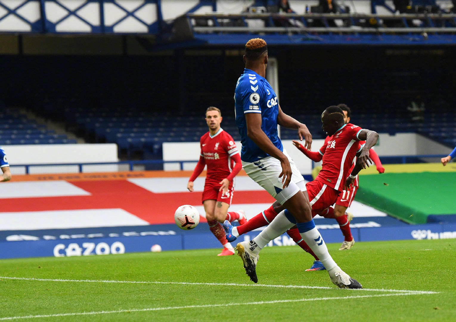 乍一看是出 乍一看是出